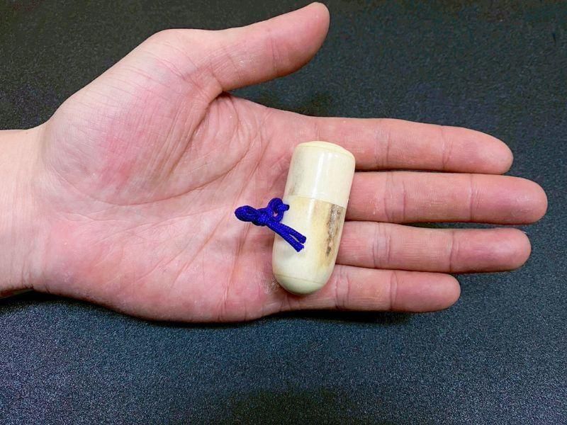 粉入れ 鹿角製 丸胴型