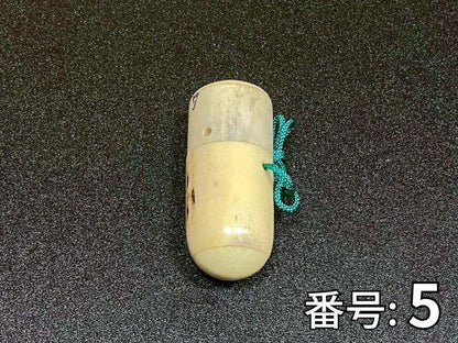 粉入れ 鹿角製 丸胴型